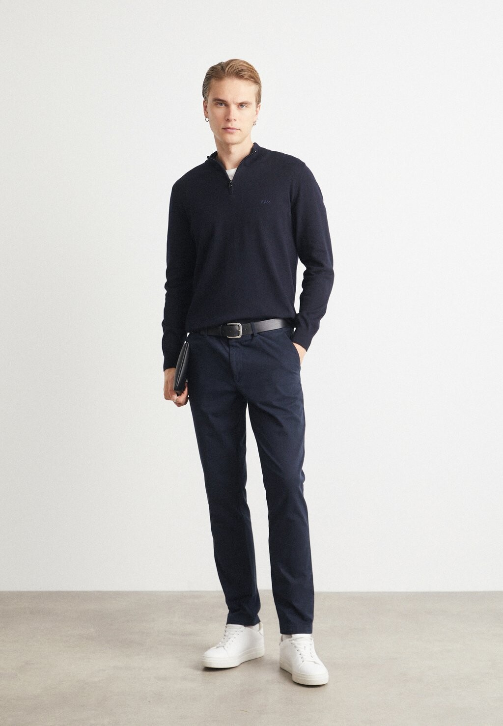 Джемпер PADRO BOSS, темно-синий
Джемпер PADRO BOSS, темно-синий