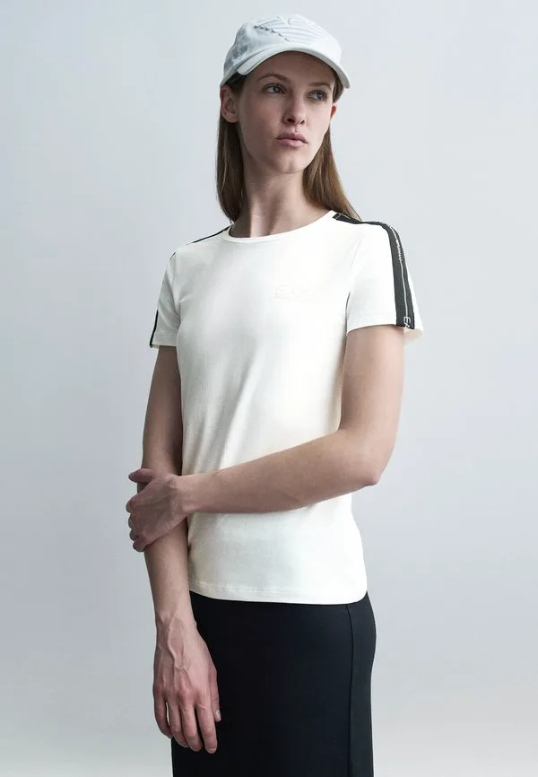 Простая футболка Ea7 Emporio Armani, White, Белый, Простая футболка Ea7 Emporio Armani, White
Простая футболка Ea7 Emporio Armani, White, Белый, Простая футболка Ea7 Emporio Armani, White