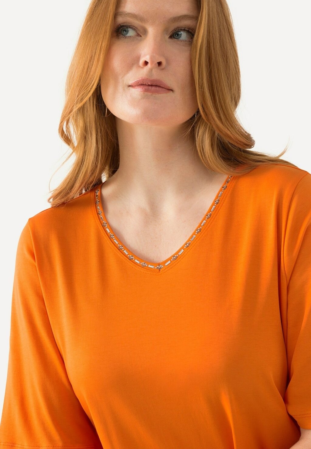 Базовая футболка LIGNE EN A. MANCHES COURTES ET COL EN V Ulla Popken, оранжевый
Базовая футболка LIGNE EN A. MANCHES COURTES ET COL EN V Ulla Popken, оранжевый