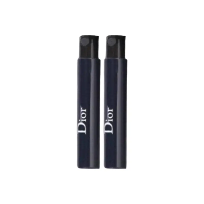 Набор пробников парфюмерии Men Of The Wilderness, парфюмерная вода EDP, 3 флакона по 1 мл Dior, 1ml*2
Набор пробников парфюмерии Men Of The Wilderness, парфюмерная вода EDP, 3 флакона по 1 мл Dior, 1ml*2