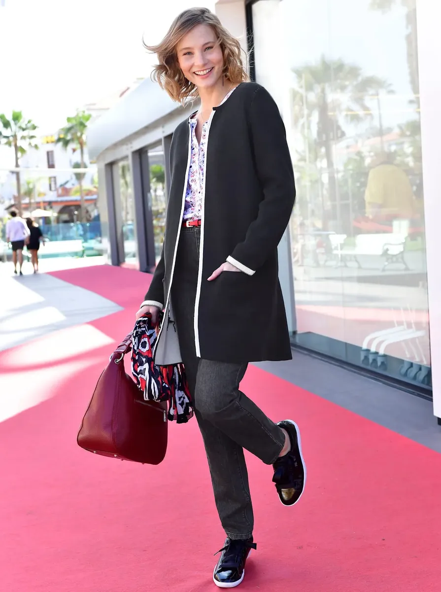 Создание кардигана L Creation L, бежевый
Создание кардигана L Creation L, бежевый