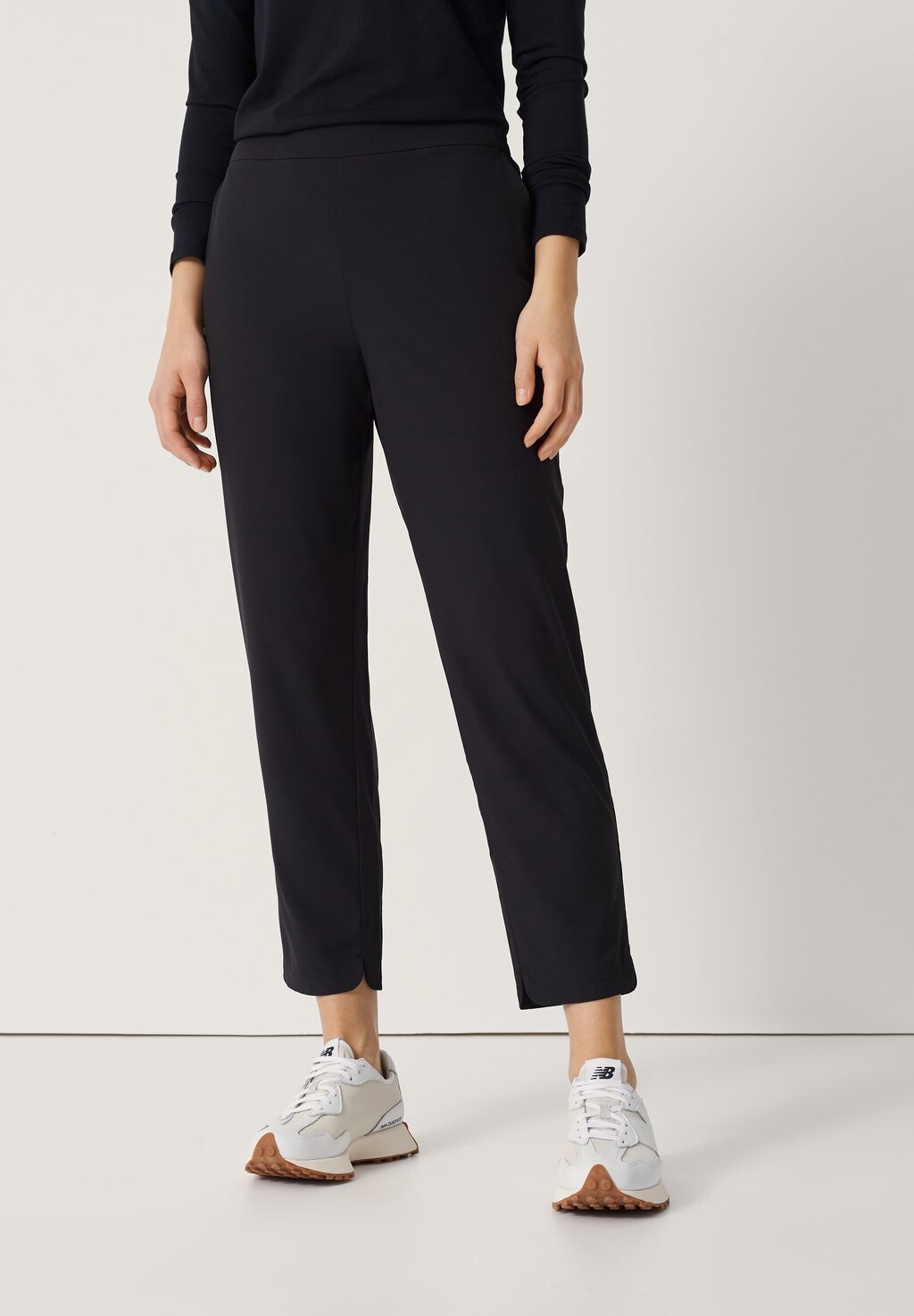 Брюки Charlie Summer someday., цвет black
Брюки Charlie Summer someday., цвет black