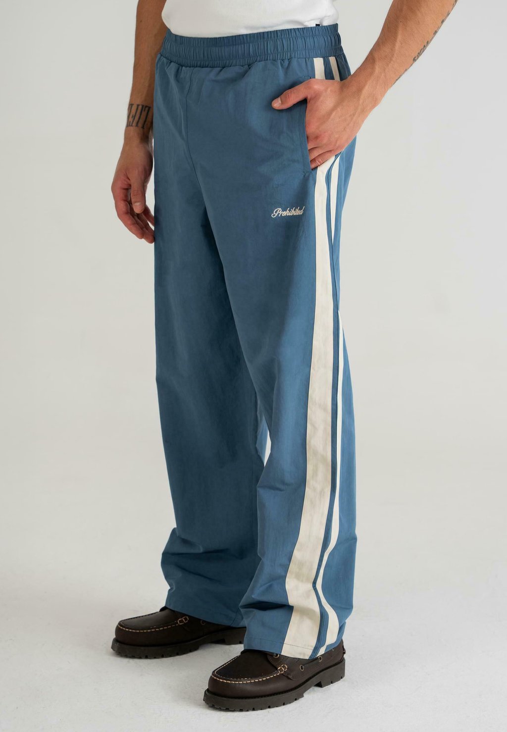 Спортивные брюки PROHIBITED, синий
Спортивные брюки PROHIBITED, синий