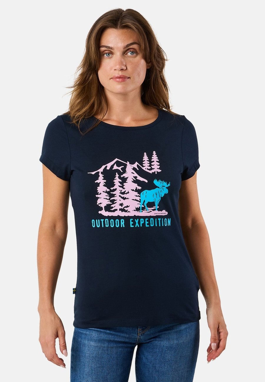 Футболка Swedemount FOREST, Navy Elk/Mottled Dark Blue
Футболка Swedemount FOREST, Navy Elk/Mottled Dark Blue