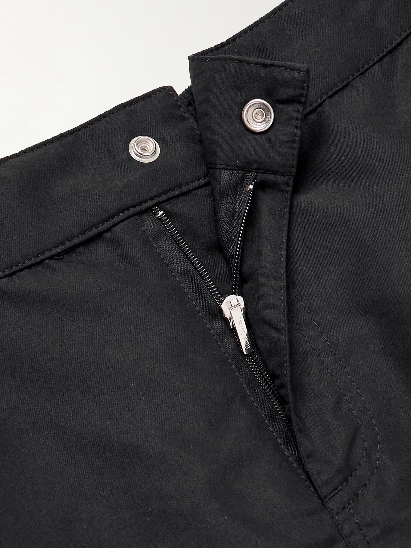 Облегающие полосатые шорты для плавания средней длины из переработанного материала PAUL SMITH, черный
Облегающие полосатые шорты для плавания средней длины из переработанного материала PAUL SMITH, черный