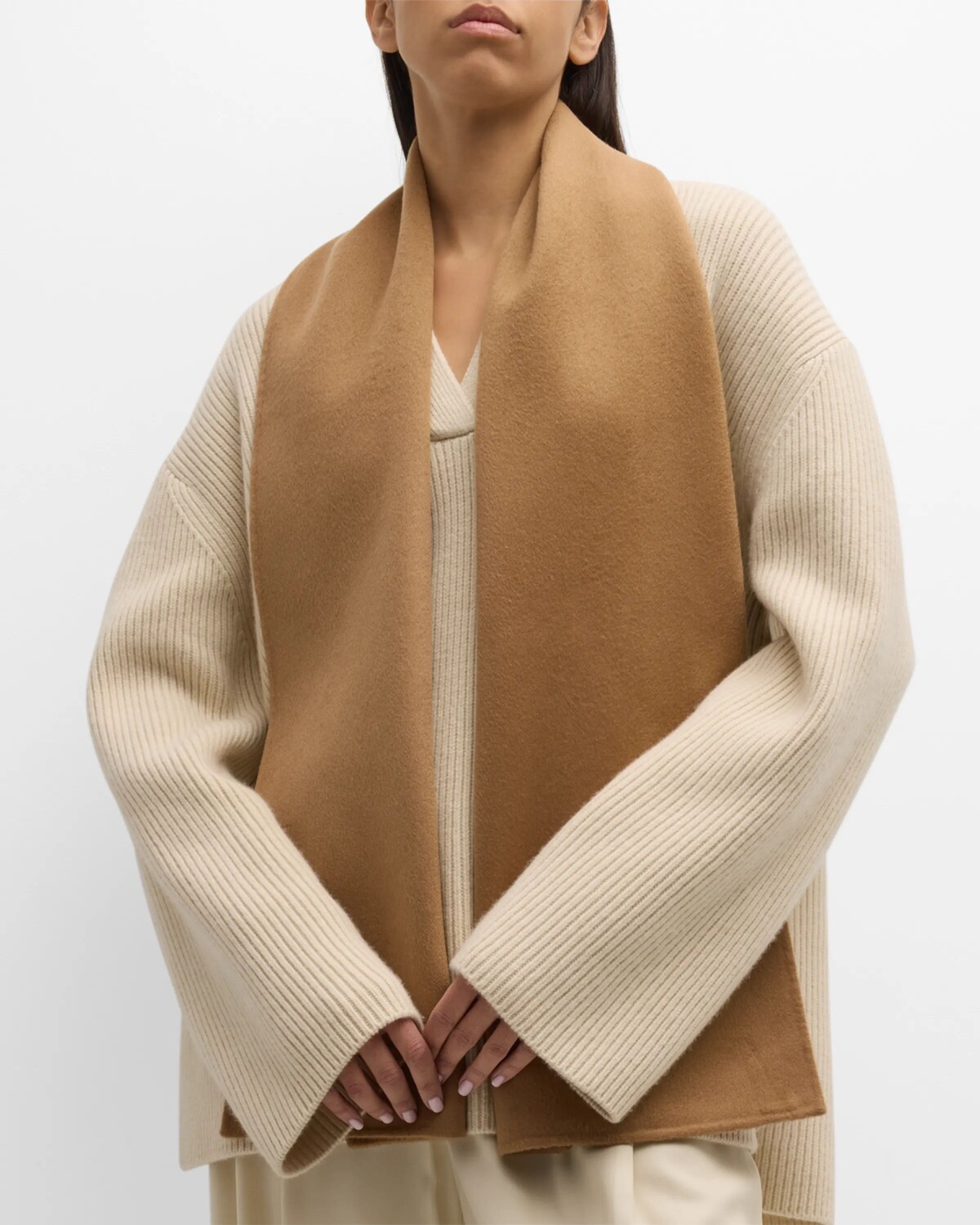 Длинный двойной шарф из смесового кашемира Toteme, цвет Camel
Длинный двойной шарф из смесового кашемира Toteme, цвет Camel