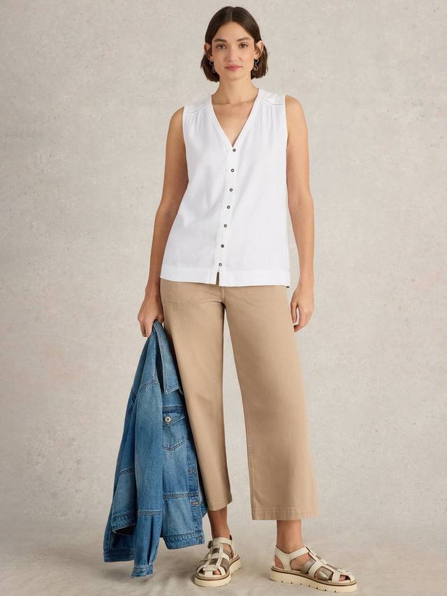 Топ-жилет на пуговицах спереди из льняной смеси delilah White Stuff, белый
Топ-жилет на пуговицах спереди из льняной смеси delilah White Stuff, белый