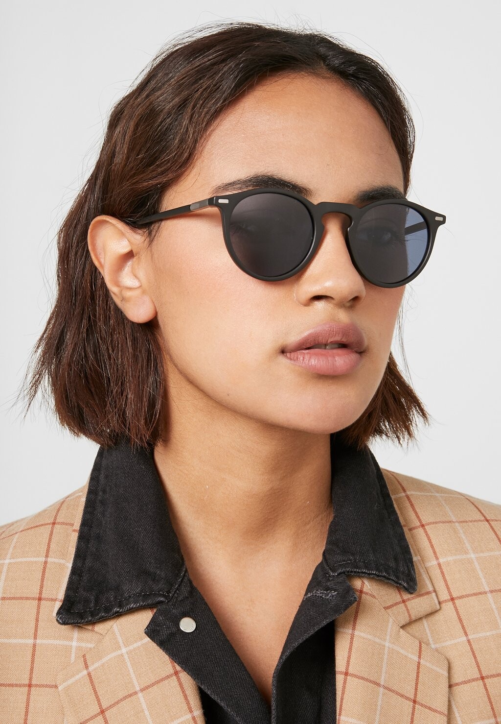 Солнцезащитные очки Polaroid, черные
Солнцезащитные очки Polaroid, черные