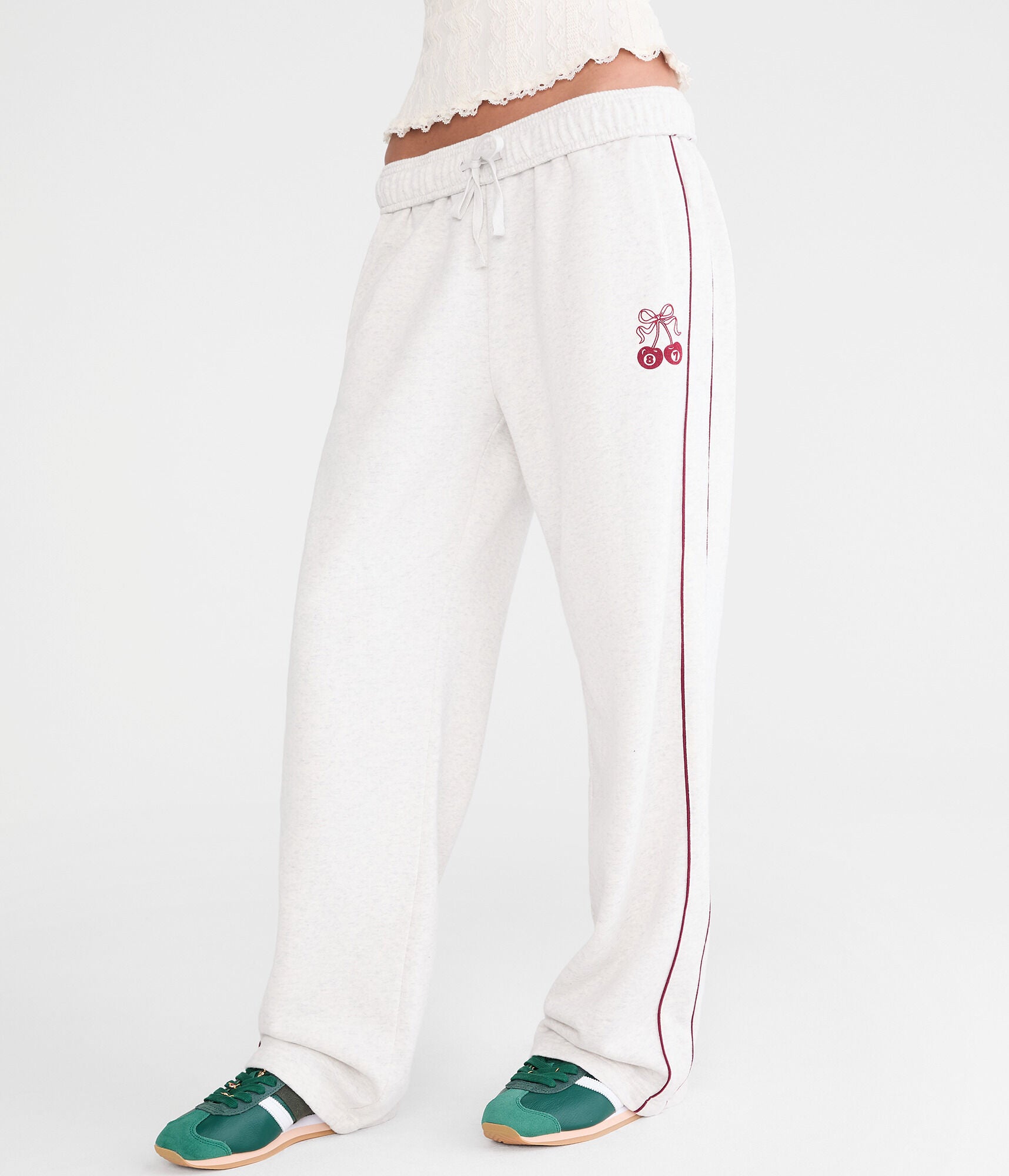 Aeropostale Cherry 87 Прямые спортивные брюки, Lightest Heather Gry
Aeropostale Cherry 87 Прямые спортивные брюки, Lightest Heather Gry