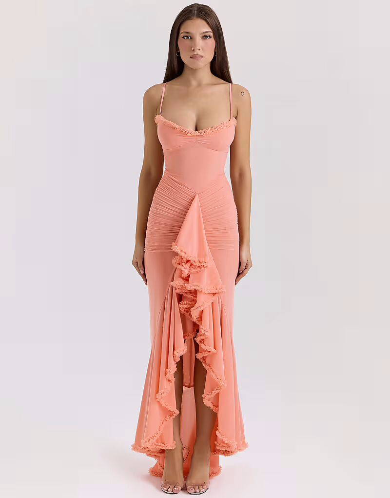 Платье House of CB Gabbi из сетчатой ткани с оборками спереди персикового цвета
Платье House of CB Gabbi из сетчатой ткани с оборками спереди персикового цвета