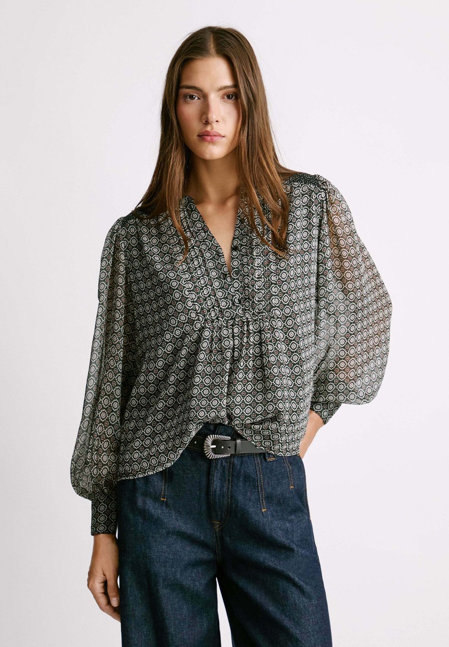Блуза Pepe Jeans W11 PRETTY, Black
Блуза Pepe Jeans W11 PRETTY, Black