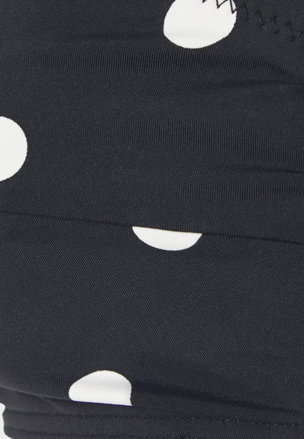 Верх бикини LASCANA, черный
Верх бикини LASCANA, черный