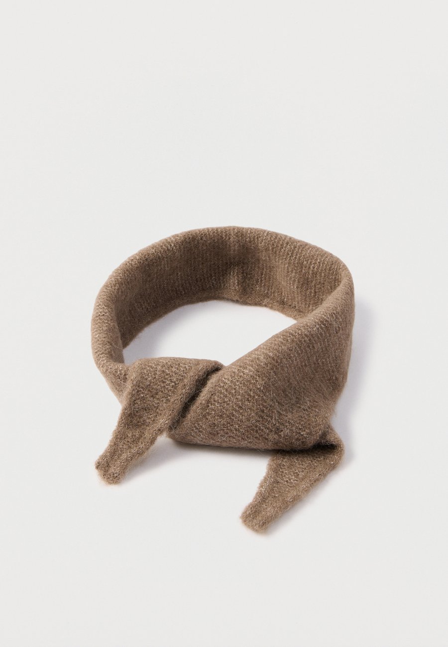 Шарф Samsøe Samsøe NOR, Fossil/Light Brown
Шарф Samsøe Samsøe NOR, Fossil/Light Brown