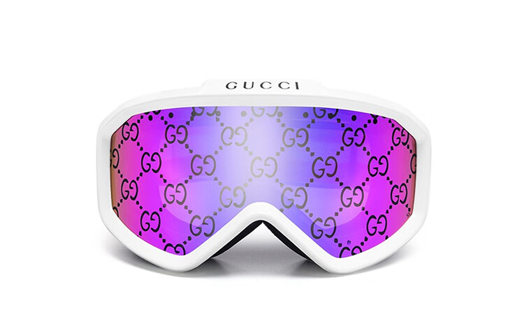 Очки для катания на лыжах Gucci
Очки для катания на лыжах Gucci