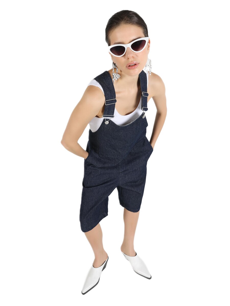 Обычный джинсовый комбинезон Colin's, темно-синий
Обычный джинсовый комбинезон Colin's, темно-синий