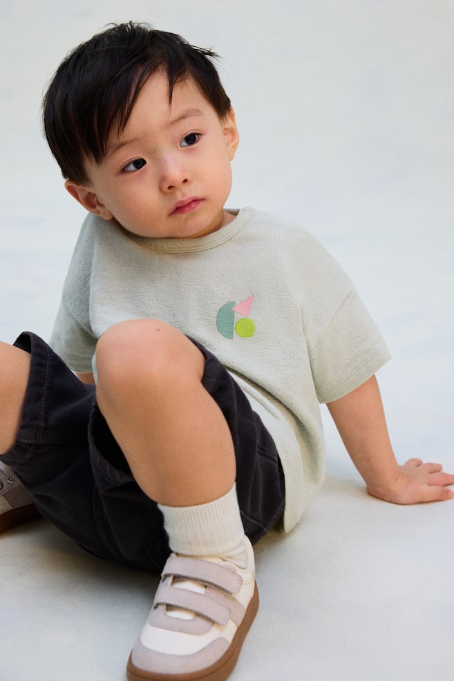 Футболка из махровой хлопчатобумажной ткани H&M, зеленый
Футболка из махровой хлопчатобумажной ткани H&M, зеленый