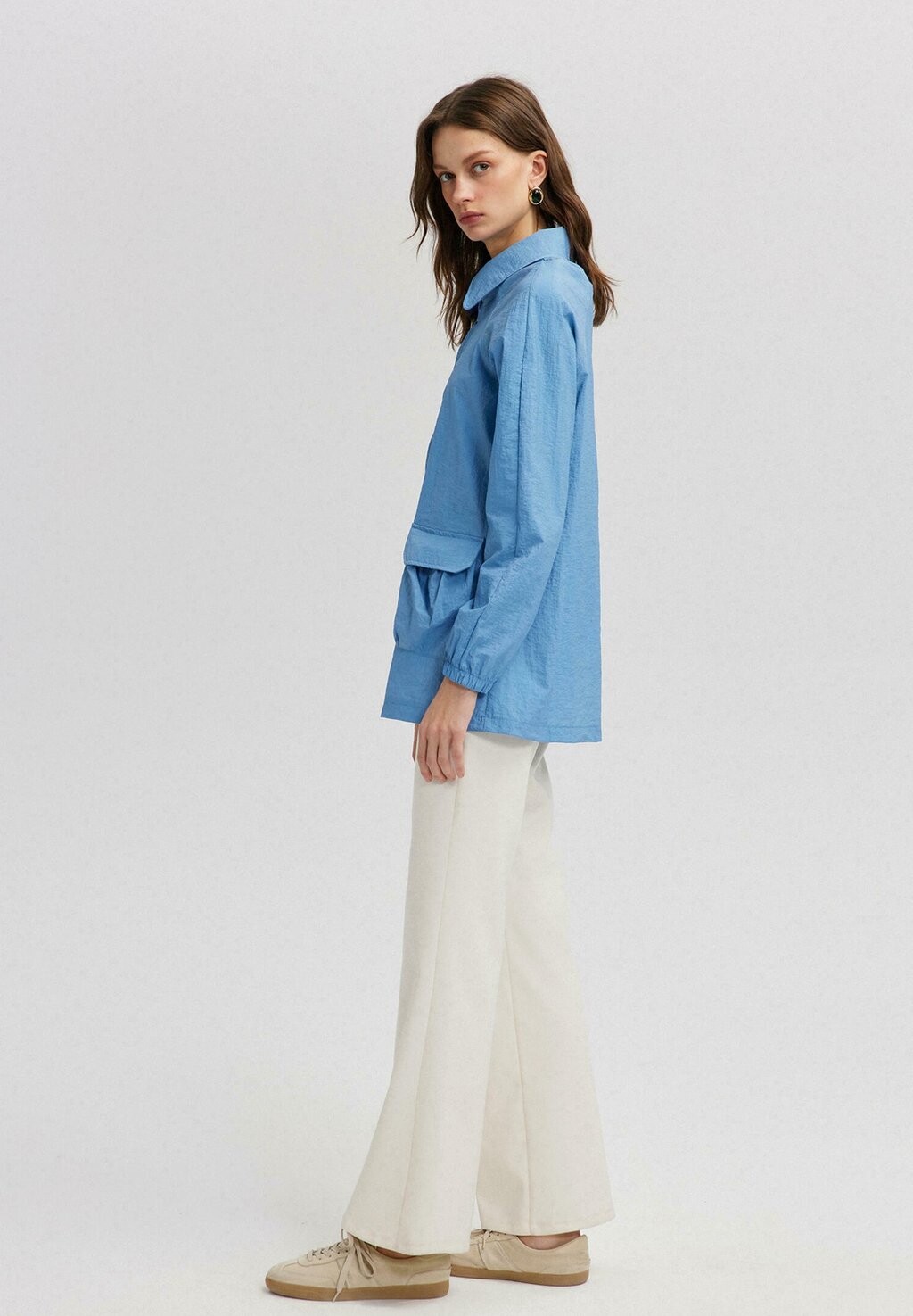 Короткое пальто WITH POCKET DETAIL Touché Privé, синий
Короткое пальто WITH POCKET DETAIL Touché Privé, синий