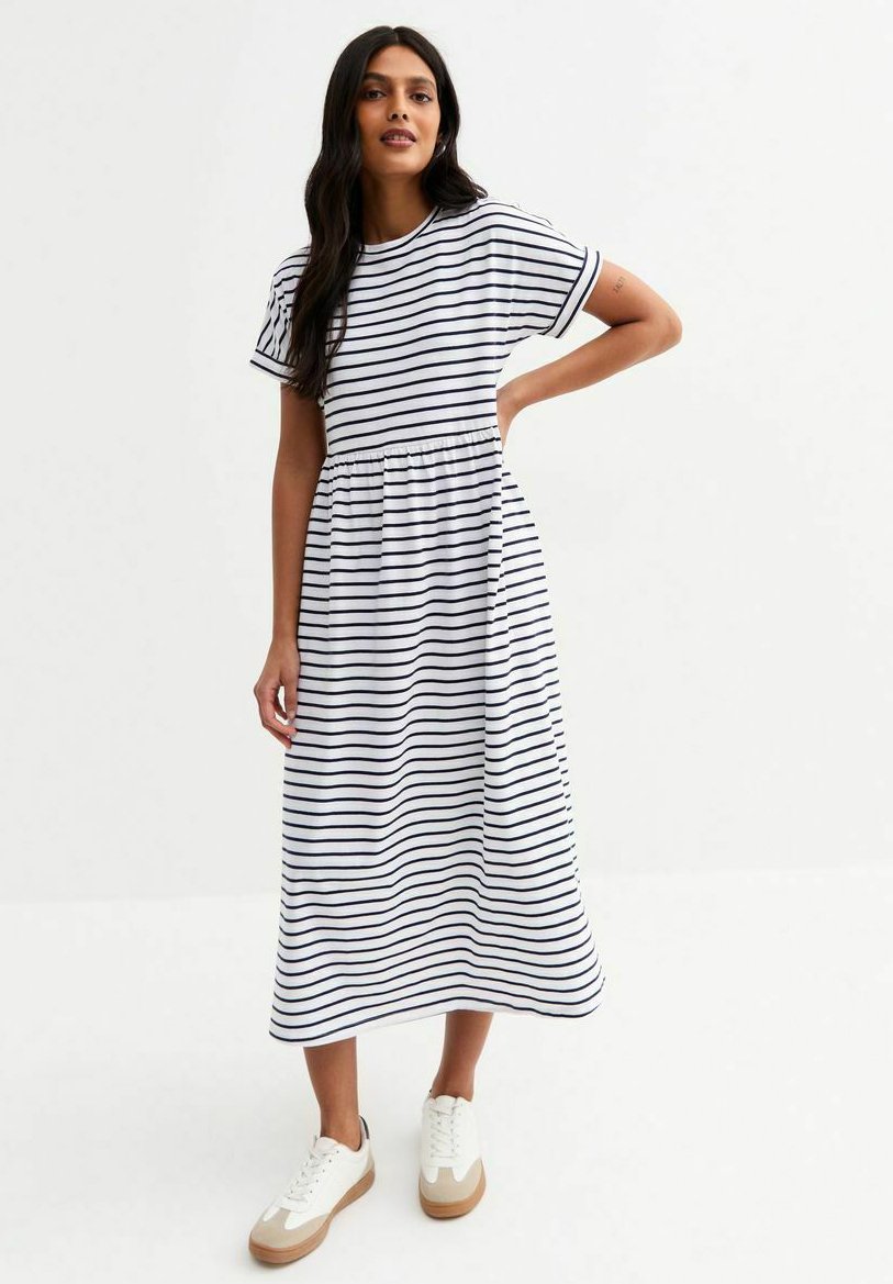 Платье из джерси STRIPE SMOCK MIDI New Look, белый 
Платье из джерси STRIPE SMOCK MIDI New Look, белый