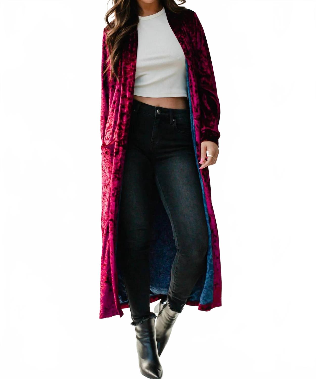 Бархатный кардиган-дастер в винном цвете Panache Apparel, Wine
Бархатный кардиган-дастер в винном цвете Panache Apparel, Wine