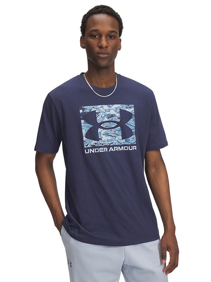 Under Armour Тренировочная футболка «Камуфляж» темно-синего цвета
Under Armour Тренировочная футболка «Камуфляж» темно-синего цвета
