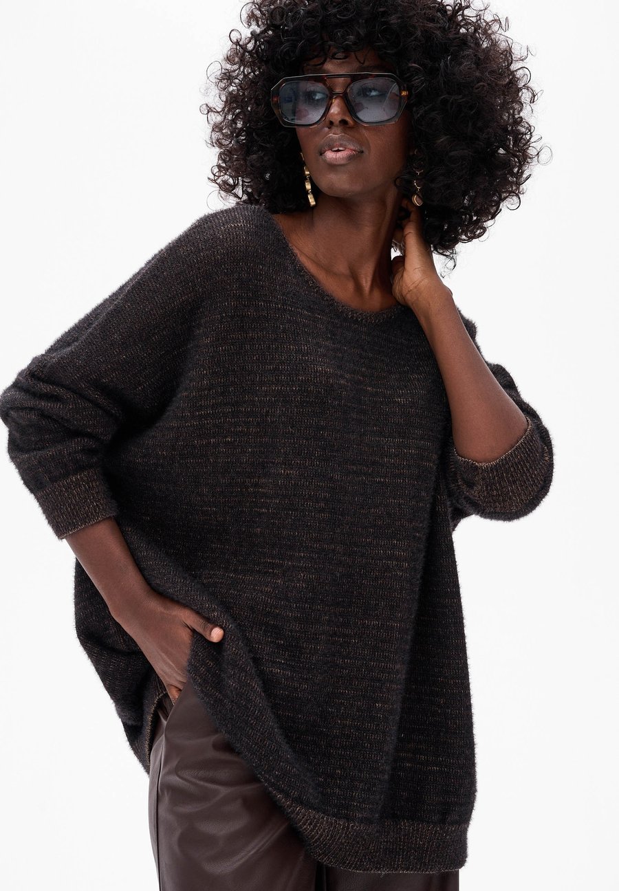 Джемпер blue shadow Jumper, Brown
Джемпер blue shadow Jumper, Brown