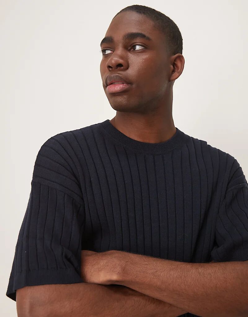 Свободная свободная трикотажная футболка в рубчик темно-синего цвета ASOS DESIGN
Свободная свободная трикотажная футболка в рубчик темно-синего цвета ASOS DESIGN