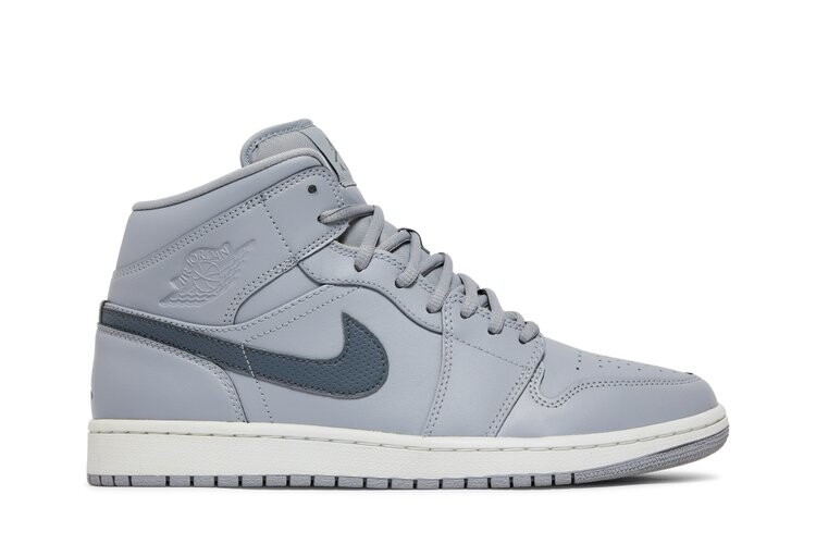 Кроссовки Air Jordan 1 Mid 'Wolf Grey', серый
Кроссовки Air Jordan 1 Mid 'Wolf Grey', серый