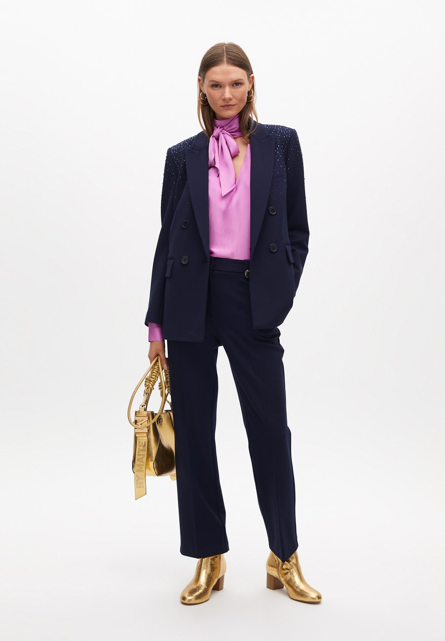 Сумка LOLA CASADEMUNT Handbag, Gold/Gold-Coloured
Сумка LOLA CASADEMUNT Handbag, Gold/Gold-Coloured