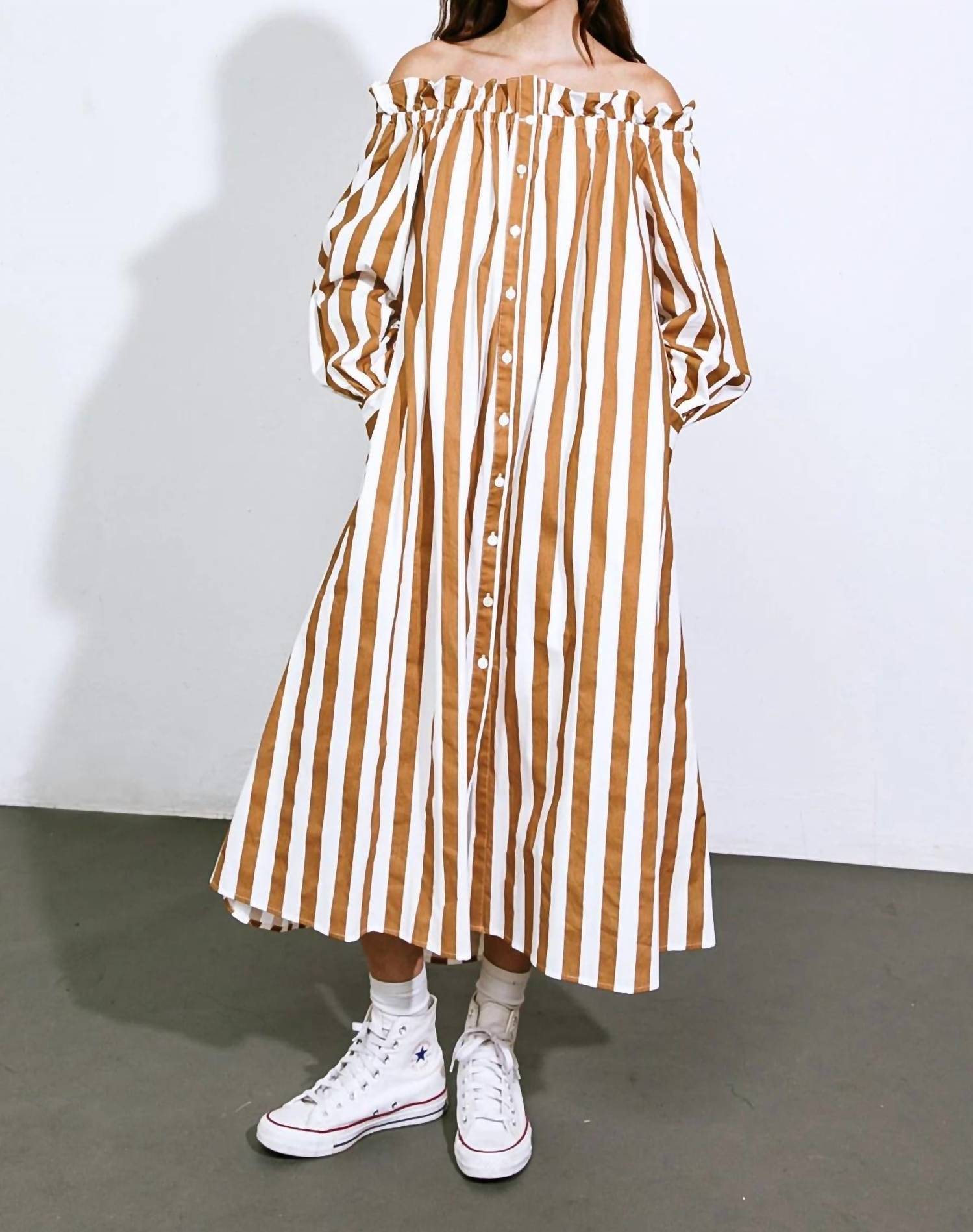 Платье Judi в белом/бежевом цвете FLYING TOMATO
Платье Judi в белом/бежевом цвете FLYING TOMATO