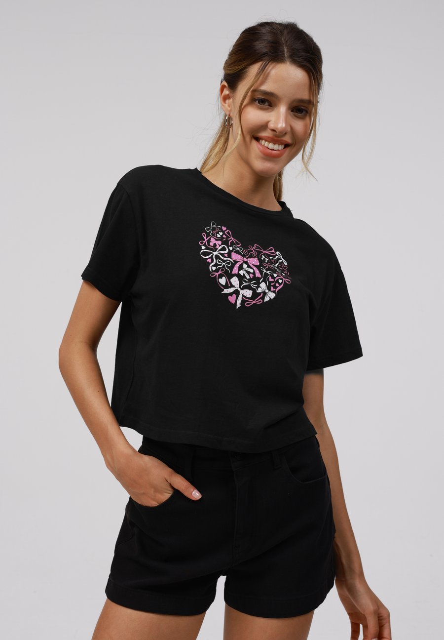 Футболка Even&Odd Print T-shirt, Black, Черный, Футболка Even&Odd Print T-shirt, Black
Футболка Even&Odd Print T-shirt, Black, Черный, Футболка Even&Odd Print T-shirt, Black
