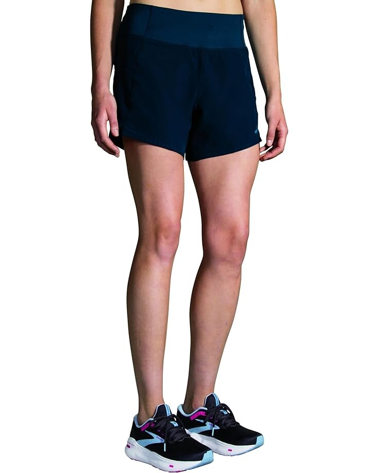 Шорты Brooks Chaser 5" Shorts, цвет Ocean Drive
Шорты Brooks Chaser 5" Shorts, цвет Ocean Drive