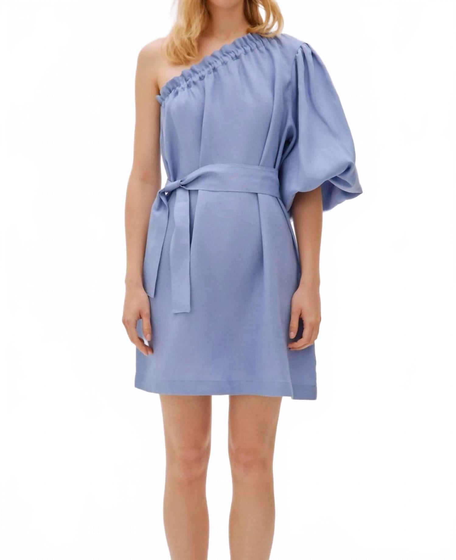 Мини-платье Florence в синем цвете Labeca
Мини-платье Florence в синем цвете Labeca