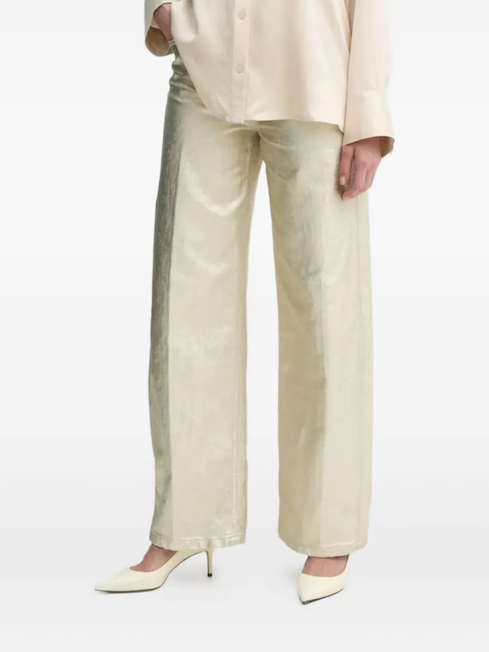 Джинсы с металлическим эффектом и широкими штанинами Drykorn
Джинсы с металлическим эффектом и широкими штанинами Drykorn