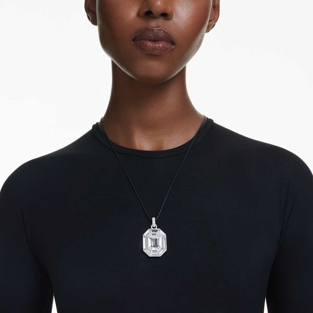 Подвеска Lucent Swarovski
Подвеска Lucent Swarovski