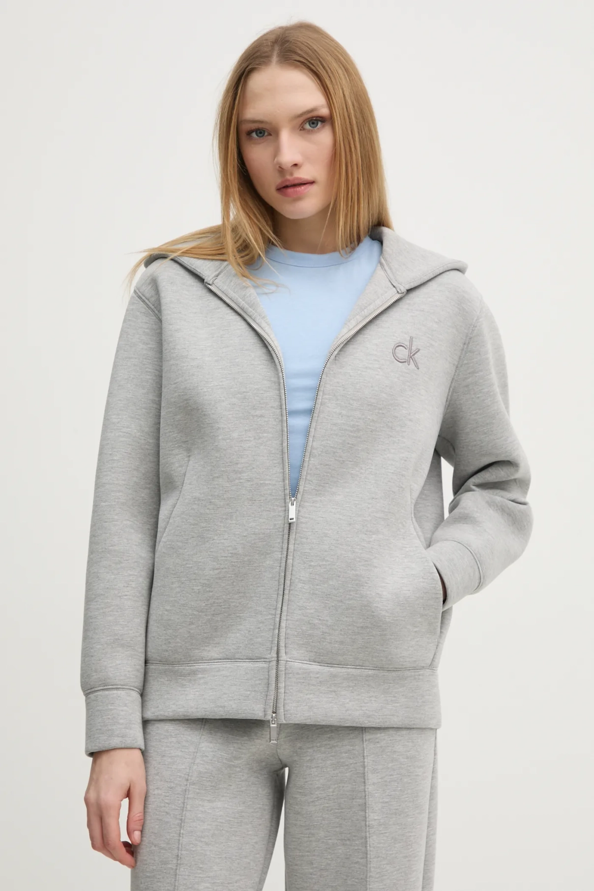 Толстовка Calvin Klein, серый
Толстовка Calvin Klein, серый