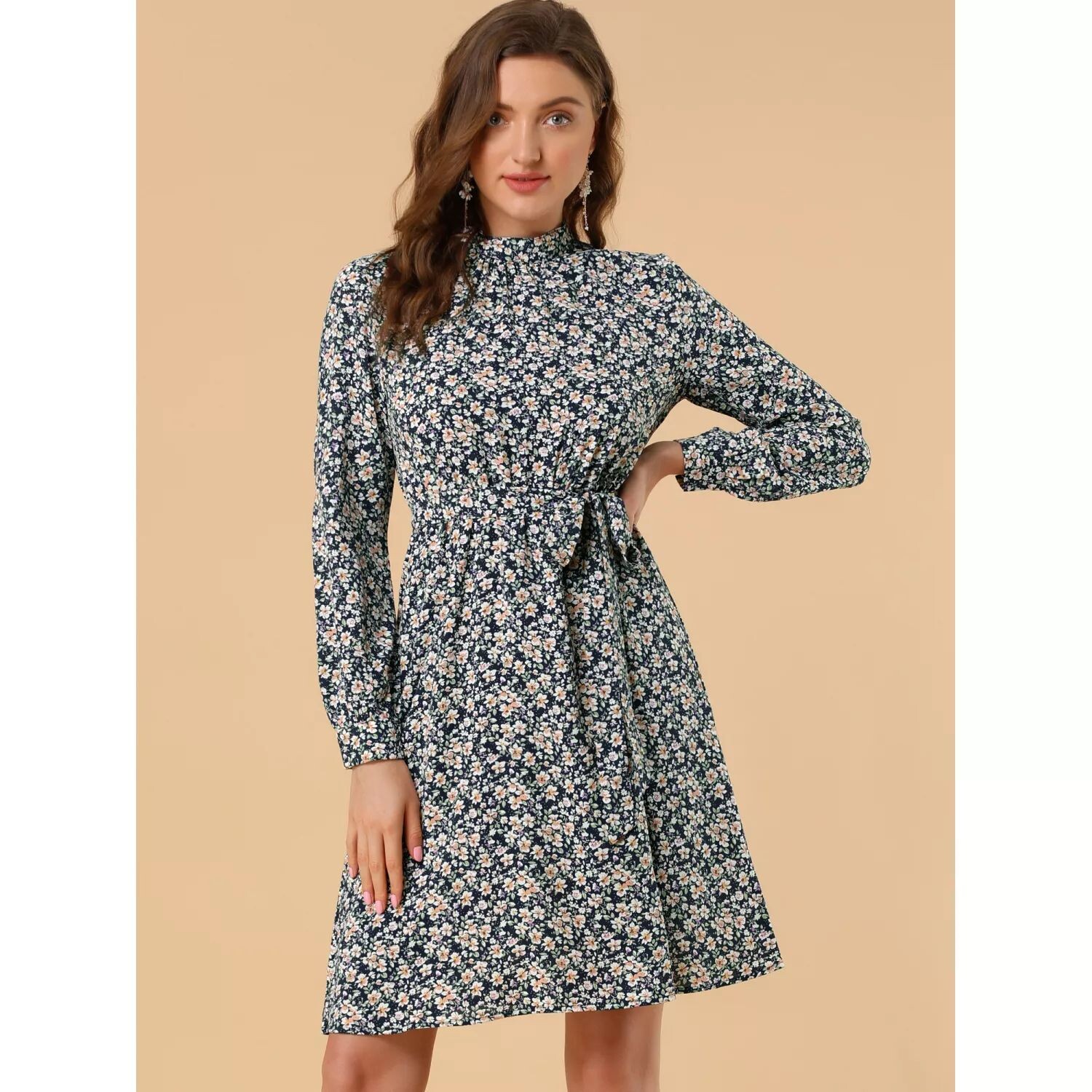 Женское платье с расклешенной талией и длинными рукавами с цветочным принтом и завязками на талии ALLEGRA K, черный
Женское платье с расклешенной талией и длинными рукавами с цветочным принтом и завязками на талии ALLEGRA K, черный