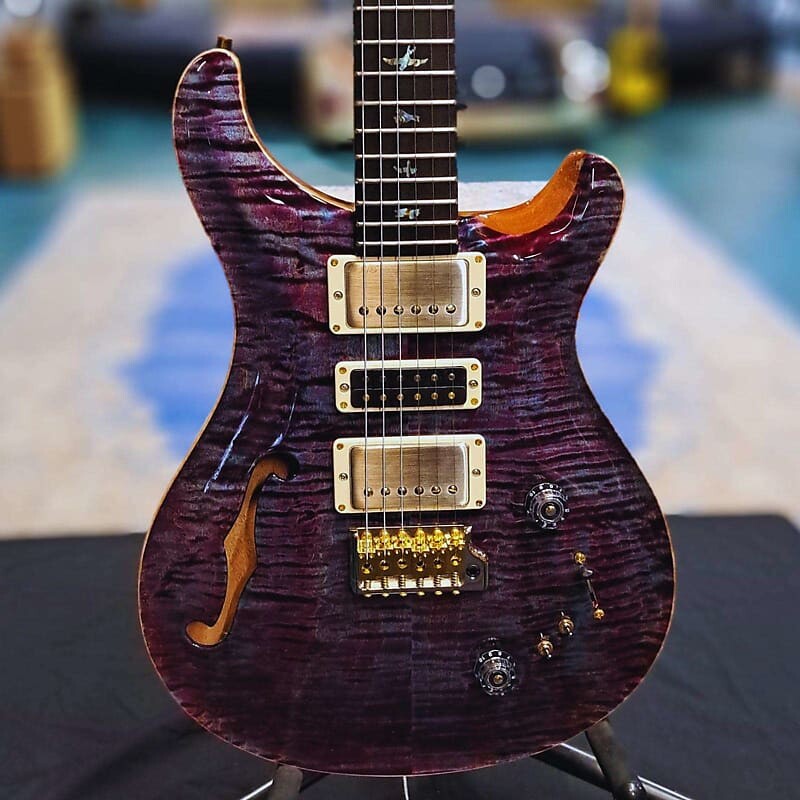 Электрогитара PRS Wood Library Special Semi-Hollow Violet 0357607
Электрогитара PRS Wood Library Special Semi-Hollow Violet 0357607