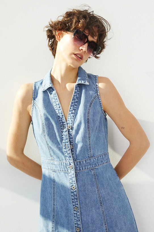 Солнцезащитные очки Medicine, розовый
Солнцезащитные очки Medicine, розовый