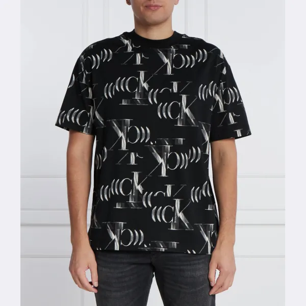 Футболка стандартного кроя Calvin Klein, черный
Футболка стандартного кроя Calvin Klein, черный