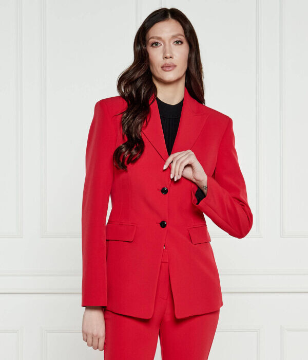 Пиджак женский Hugo приталенный, красный
Пиджак женский Hugo приталенный, красный