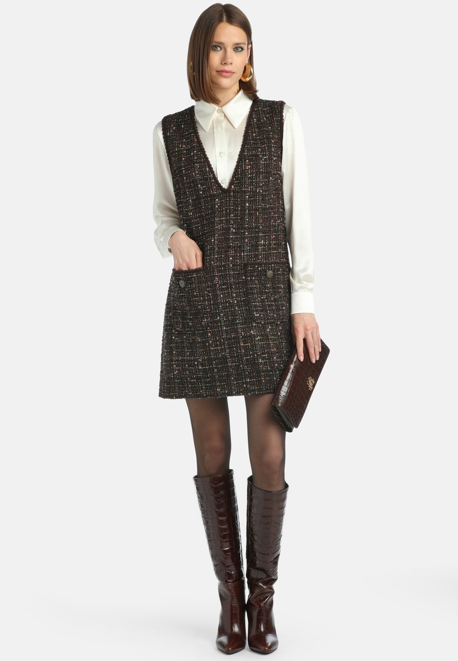 Платье Luisa Spagnoli GIULIA, Marrone Bronzo/Brown
Платье Luisa Spagnoli GIULIA, Marrone Bronzo/Brown