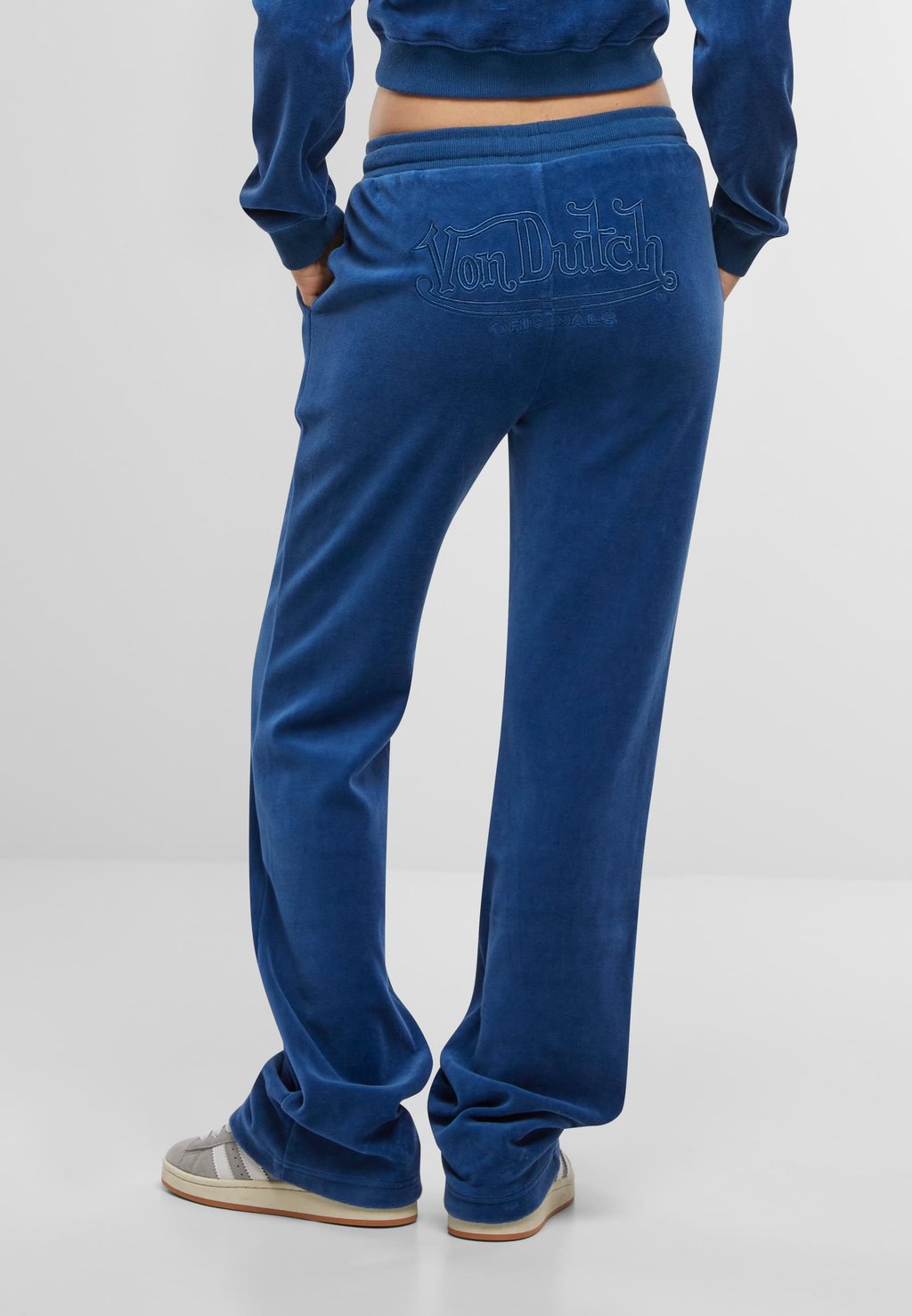Спортивные штаны ELYA Von Dutch, синий
Спортивные штаны ELYA Von Dutch, синий
