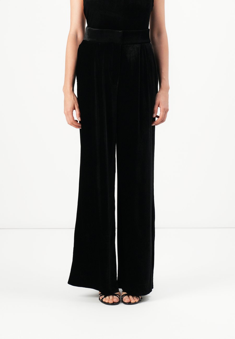 Брюки IVY OAK PRESCILLIA ANN, Black
Брюки IVY OAK PRESCILLIA ANN, Black