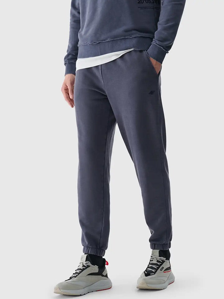 Спортивные штаны 4F, темно-синий
Спортивные штаны 4F, темно-синий