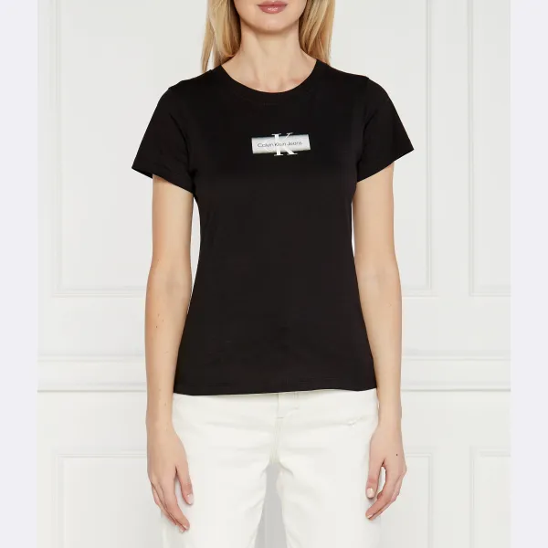 Футболка узкого кроя с эффектом потертости Calvin Klein, черный
Футболка узкого кроя с эффектом потертости Calvin Klein, черный