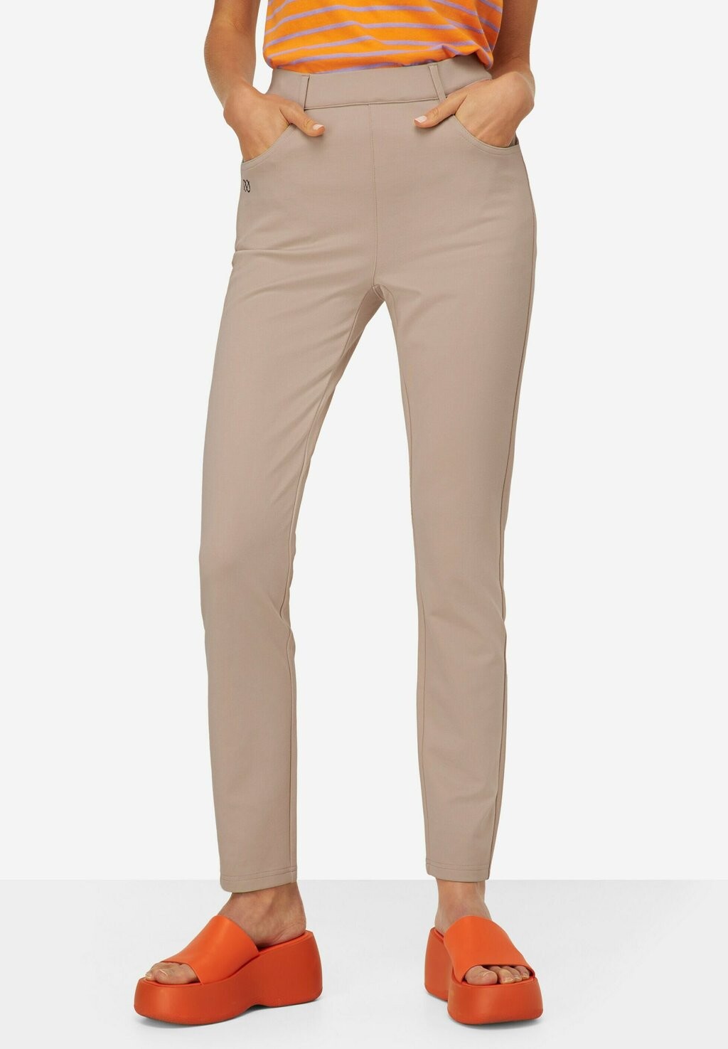 Брюки LAURASØN, Серый, Брюки LAURASØN
Брюки LAURASØN, Серый, Брюки LAURASØN