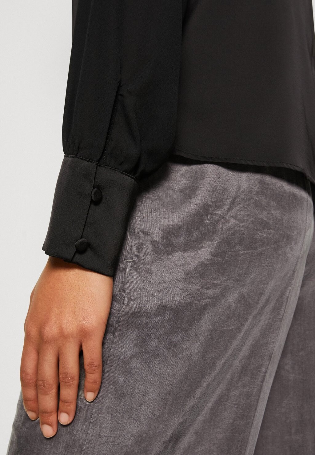 Топ с длинным рукавом Anna Field, черный
Топ с длинным рукавом Anna Field, черный