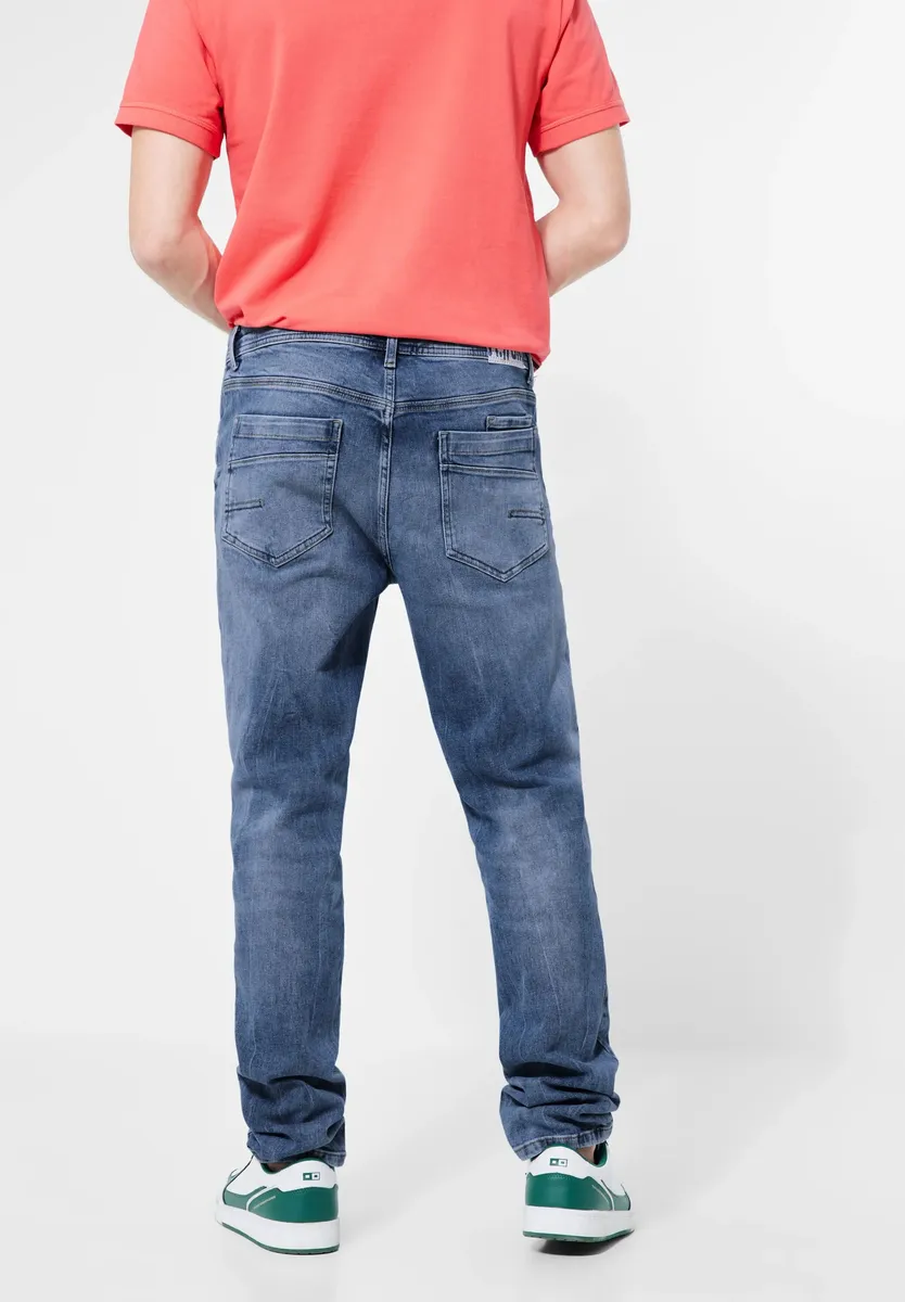 STREET ONE MEN Джинсы обычного кроя, потертый вид, цвет Dark Indigo Authentic Wash
STREET ONE MEN Джинсы обычного кроя, потертый вид, цвет Dark Indigo Authentic Wash