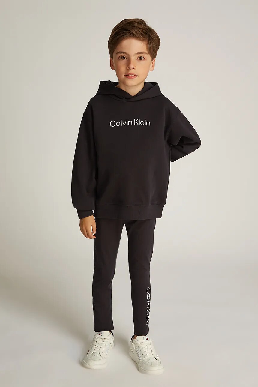 Детский комплект Calvin Klein Jeans, черный
Детский комплект Calvin Klein Jeans, черный