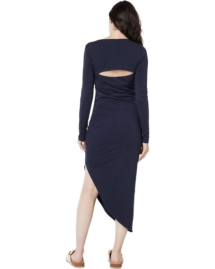 Платье SUNDRY Drape Cutout Dress, темно-синий
Платье SUNDRY Drape Cutout Dress, темно-синий